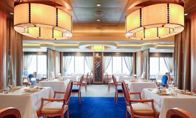 P&O Cruises Arcadia Ocean Grill restaurant