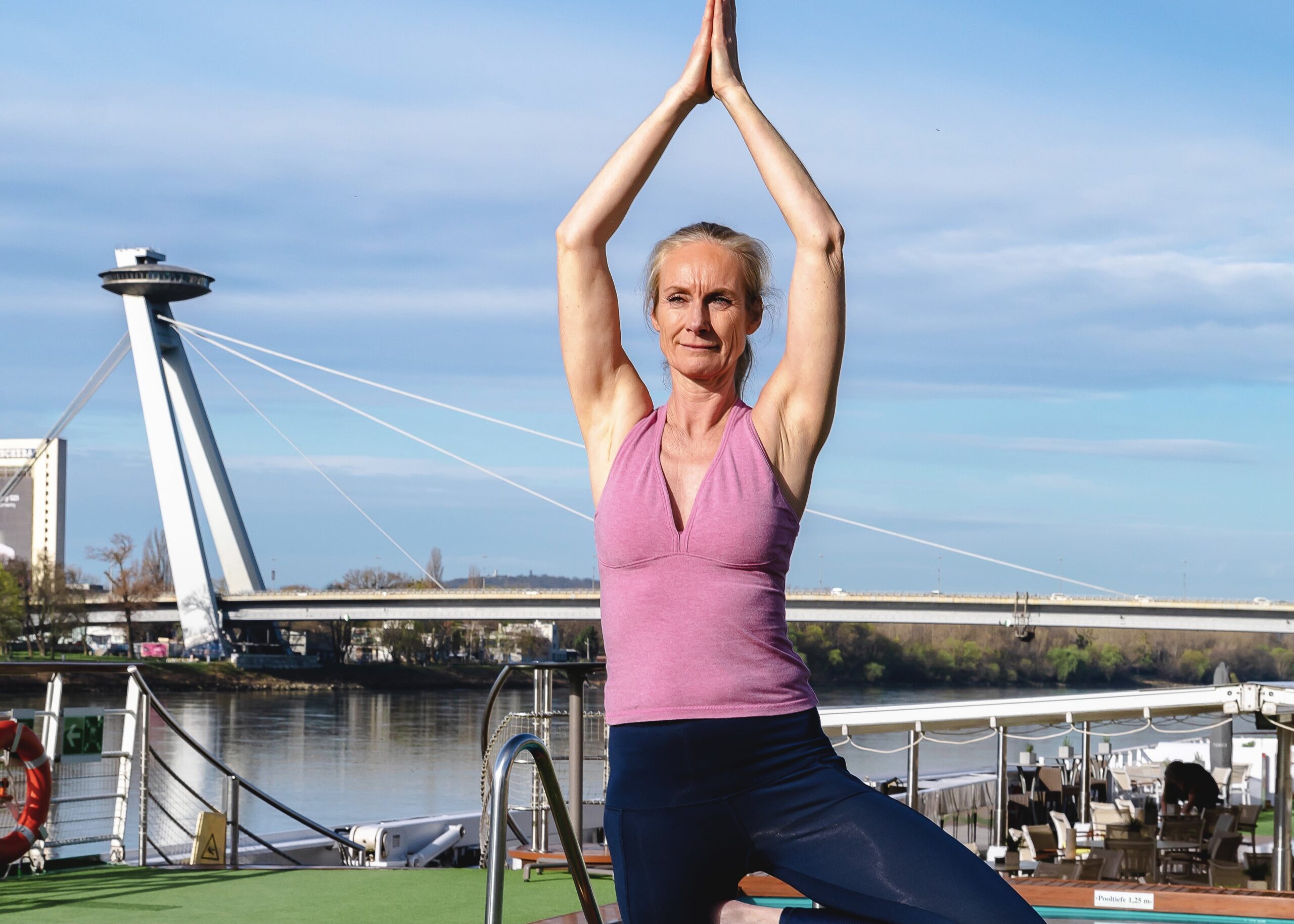 Ulrike Homuth - Yoga & Nutrition