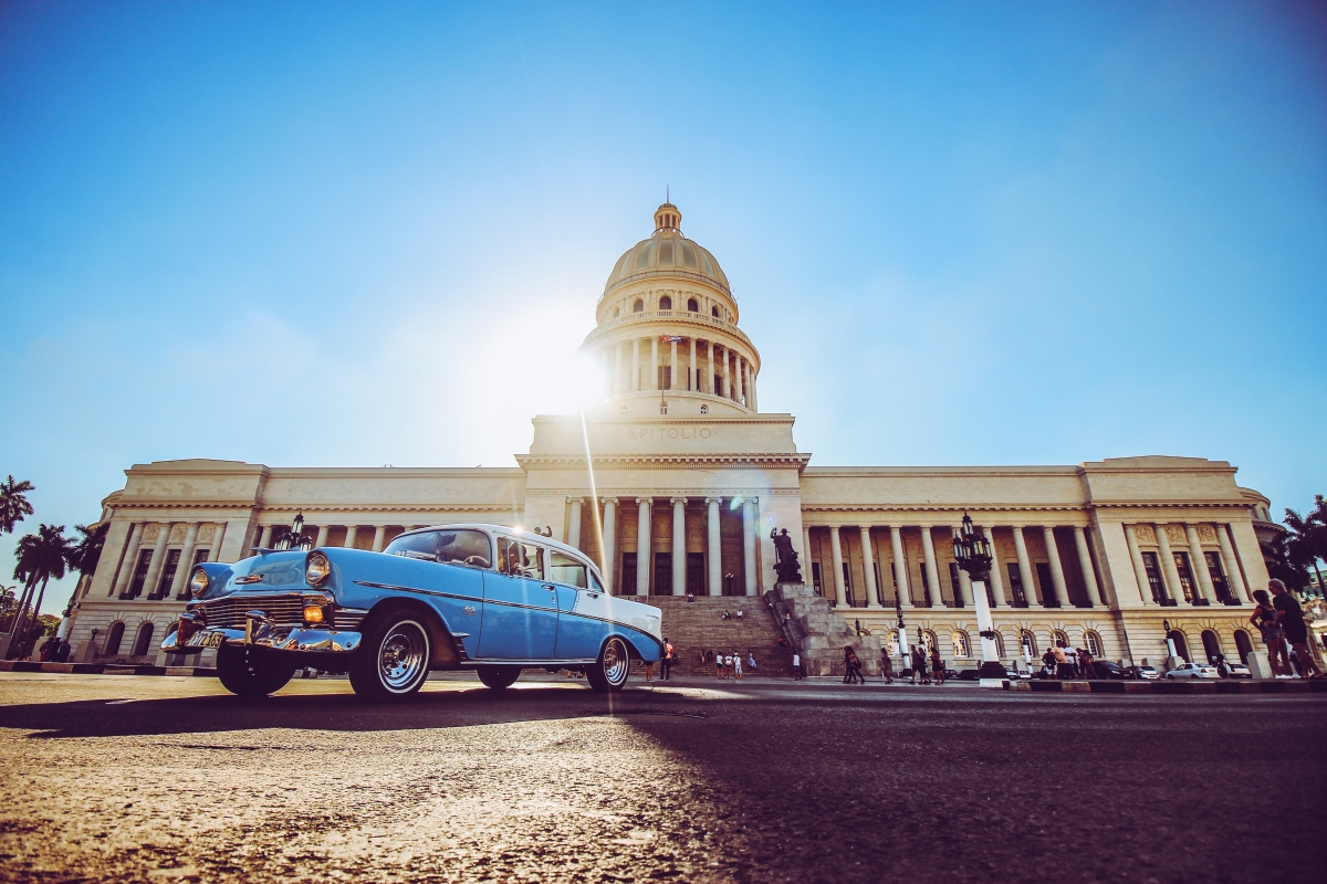 Sun and classic cars are guaranteed in Cuba, Havana