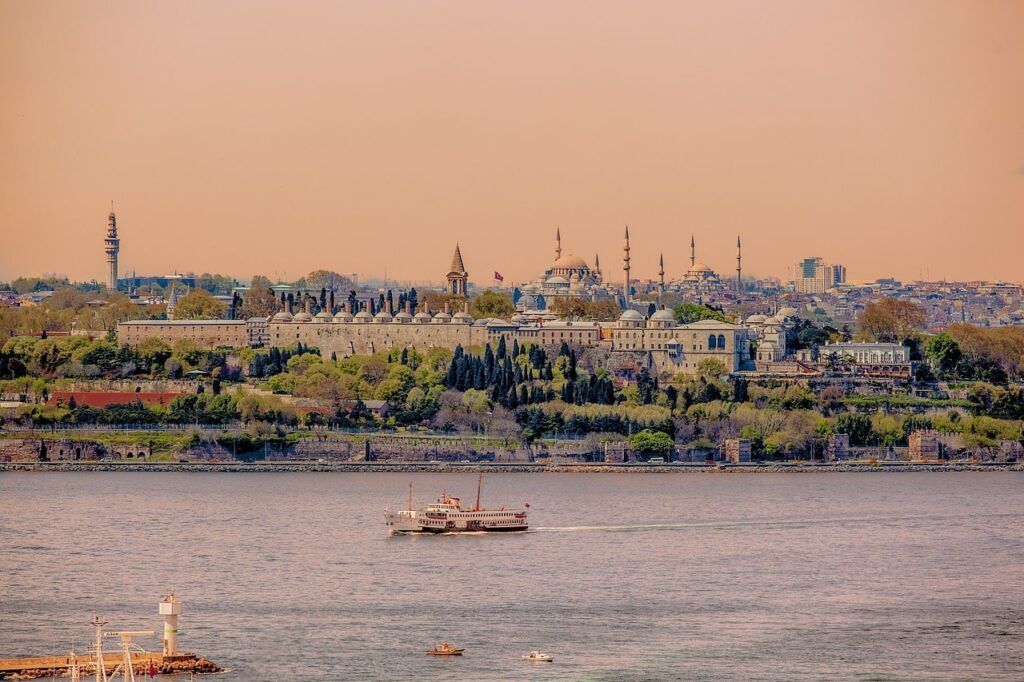 topkapi-palace Istanbul cruise